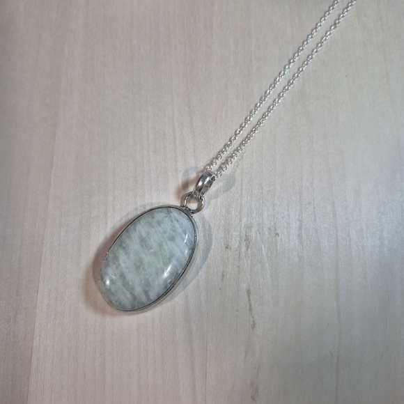 🩵🩵NEW🩵🩵 BEAUTIFUL!! S925 Sterling Silver LARIMAR Pendant Necklace